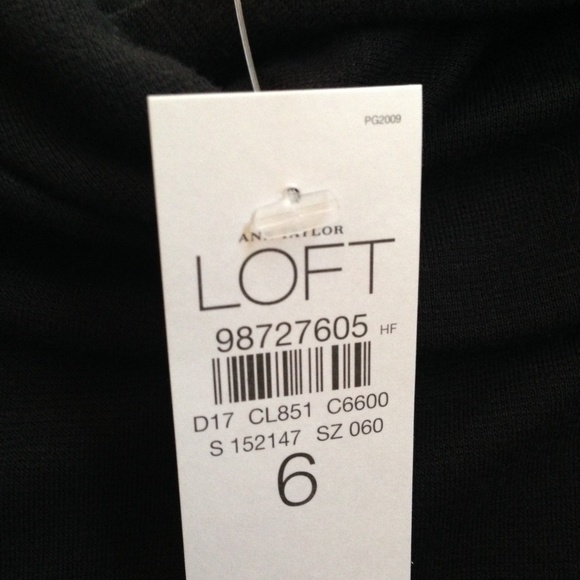 Ann Taylor Loft NWT sleeveless V-neck Dress Size 6 - Picture 4 of 5